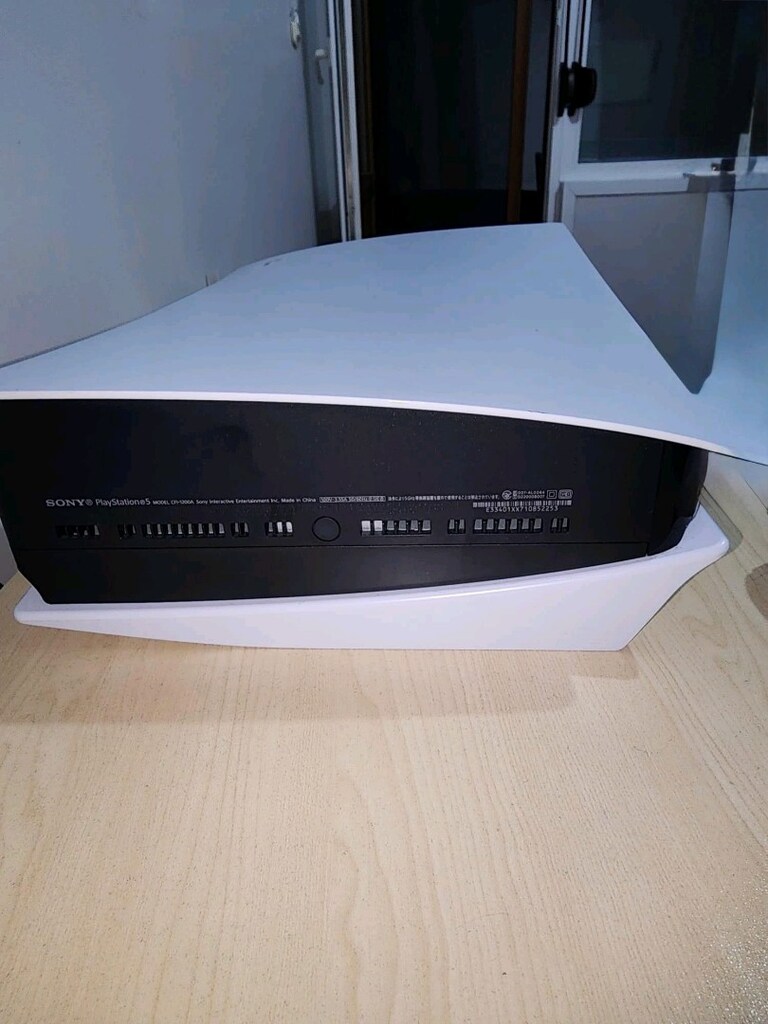 PlayStation 5 - 4