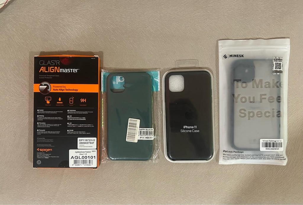 İphone 11-1 adet spigen ekran koruyucu + 3 adet yeni kılıf - 2