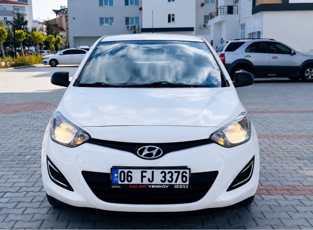 Temiz ve Masrafsız Hyundai i20 - 2