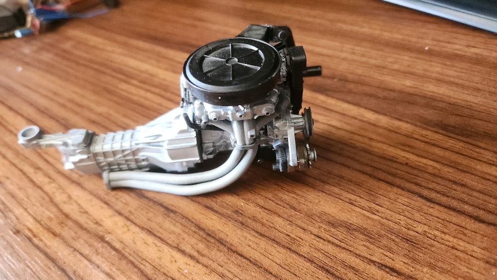 1/10 boyutunda Tofaş SLX Detaylı Motor Maketi - 3