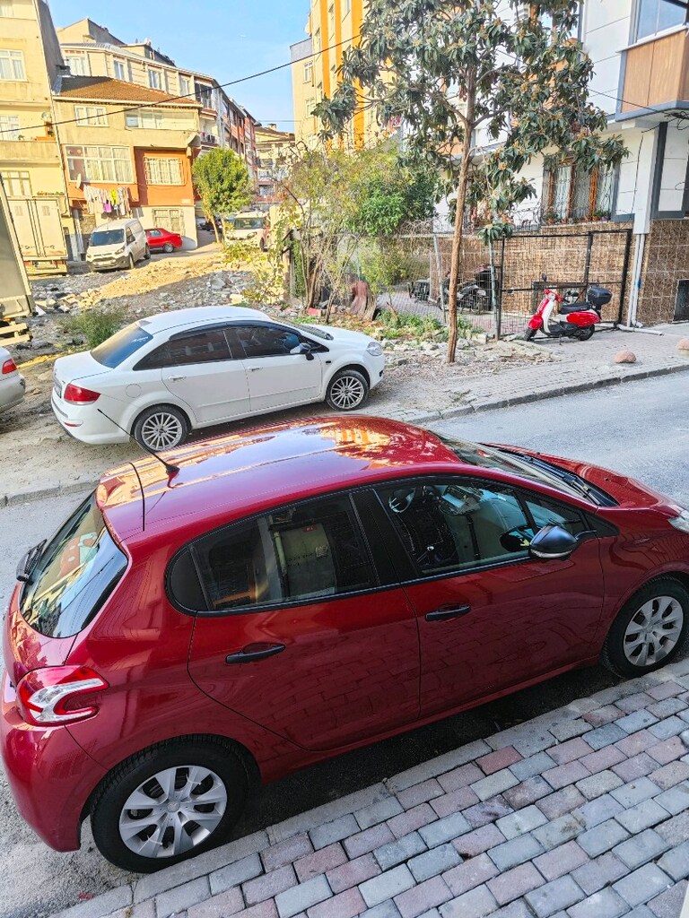 Peugeot 208 Otomatik 100.000 KM | Değişensiz | Bakımlı - 2