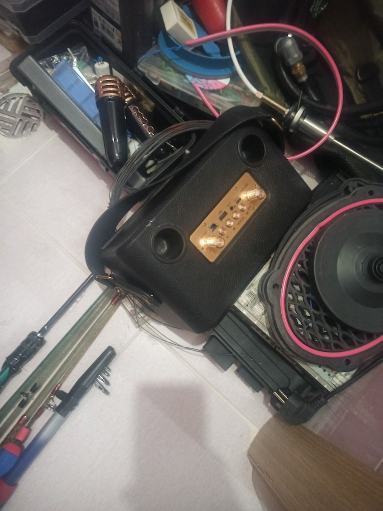 kutu bass reis amfi 4 adet isikli hoparlor ve teyp - 4