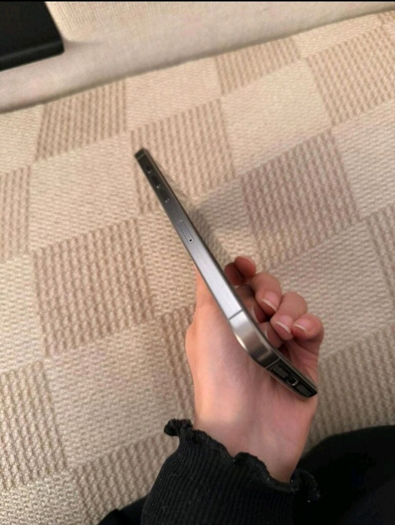 iPhone 15 Pro Max Sıfır Kapalı Kutu - 3