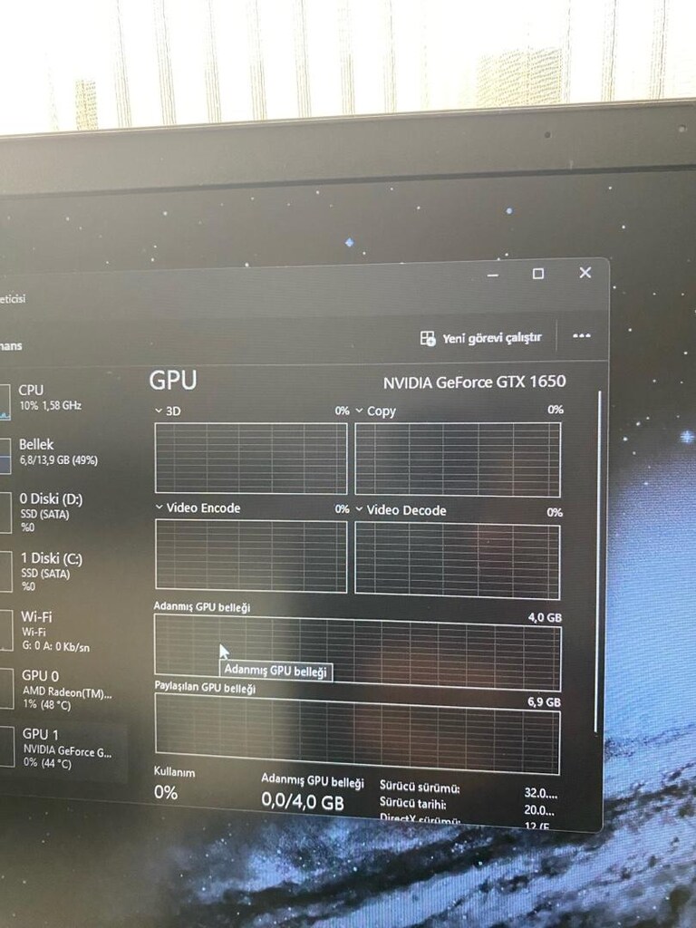 HP PAVILION - 4