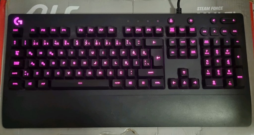 Logitech G213 RGB Oyuncu Klavyesi - 7