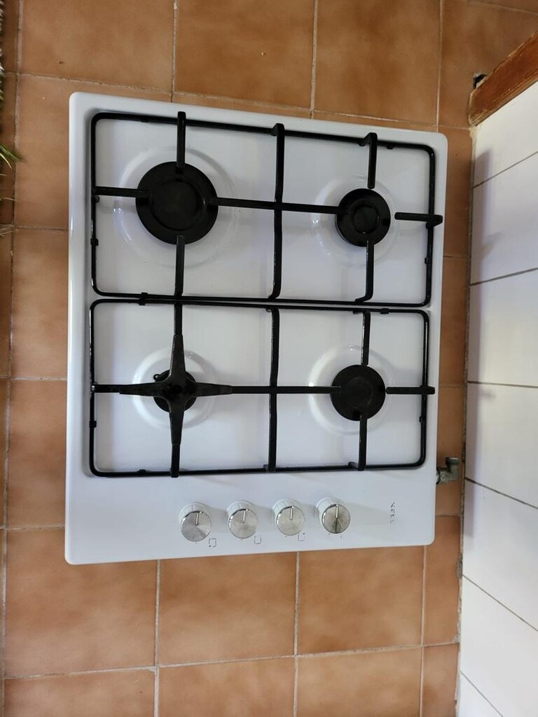 Luxell markasına ait 4 gözlü gazlı set üstü / ankastre ocak - 2