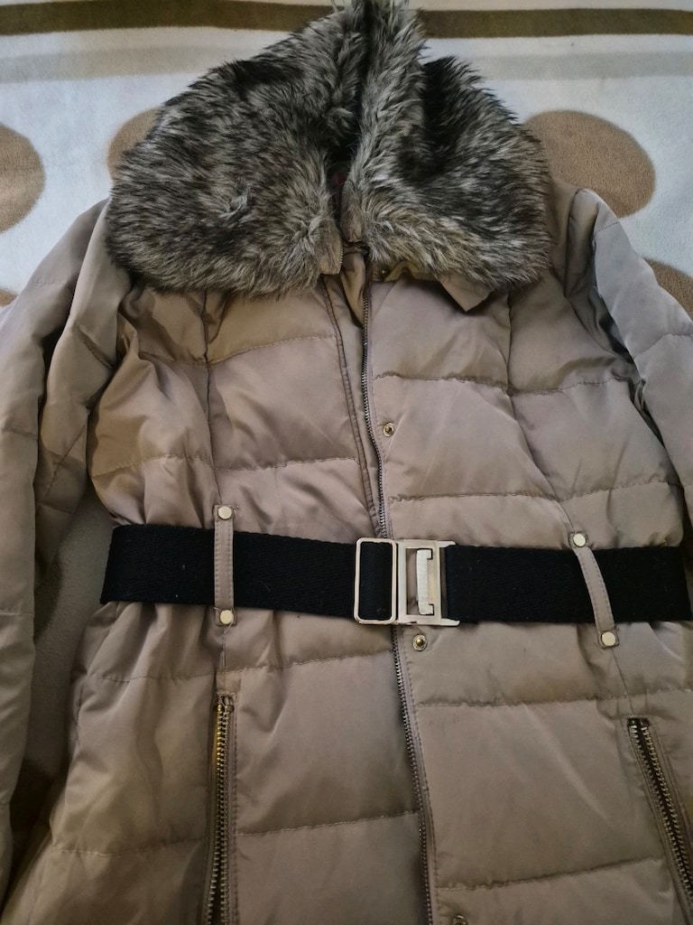 Bej Renk Pelüş Yakalı Mont - 2