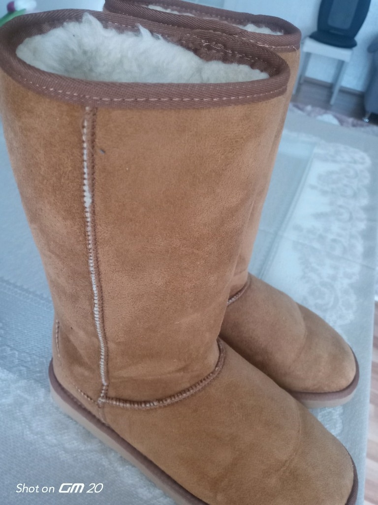 UGG Marka Çizme — görsel 4/4