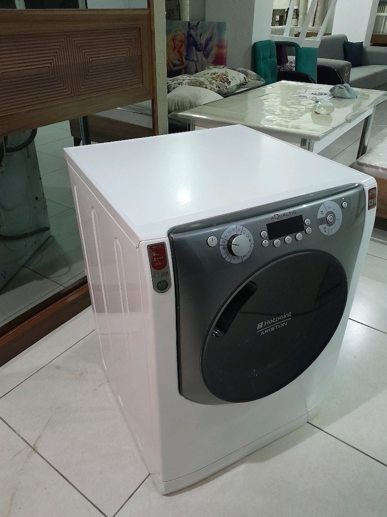 Temiz sağlam hotpoint ariston marka 9 kiloluk çamaşır makinesi - 3