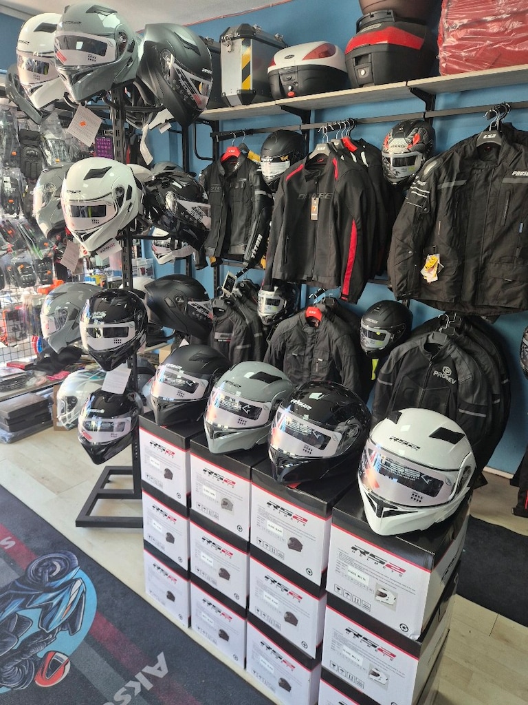 Açılır Çene Güneş Vizörlü Uygun Kask - 11