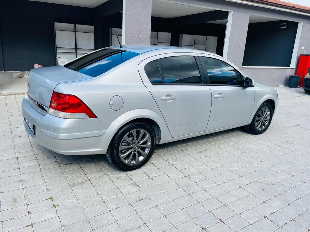 2011 Opel Astra ENJOY 111.Yıl Sedan (103 Bin Km) - 10