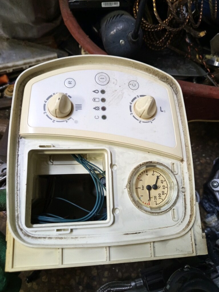 PUROTEHM ve baymak kombi parcaları - 2