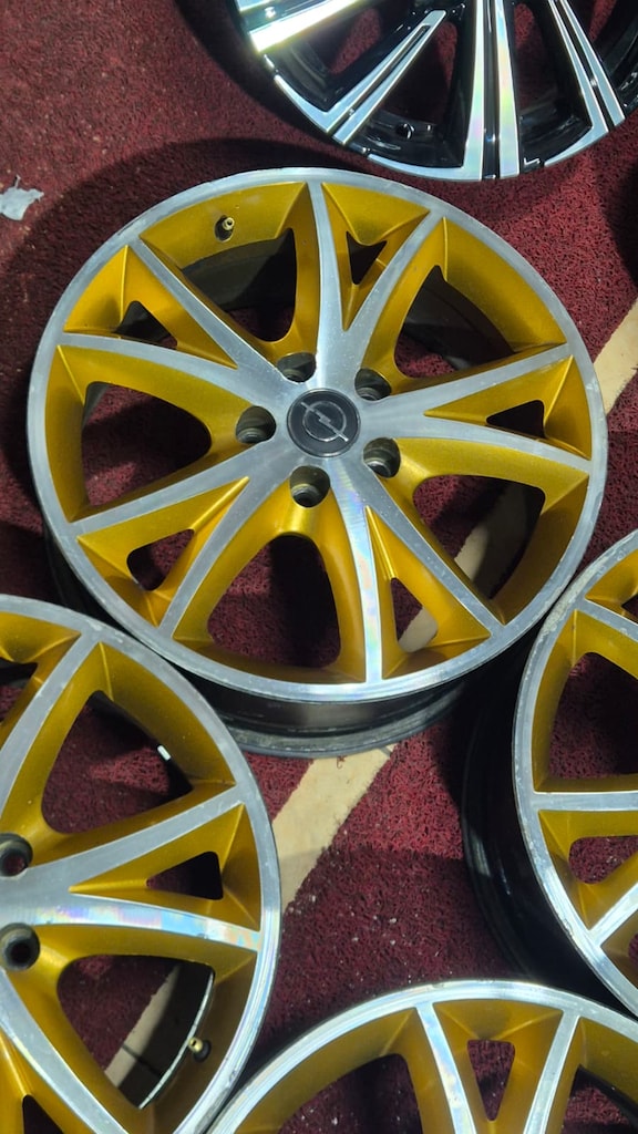 OPEL - CHEVROLET / 5X110 // 17 İNÇ // ÖZEL TASARIM // ÇELİK JANT - 5
