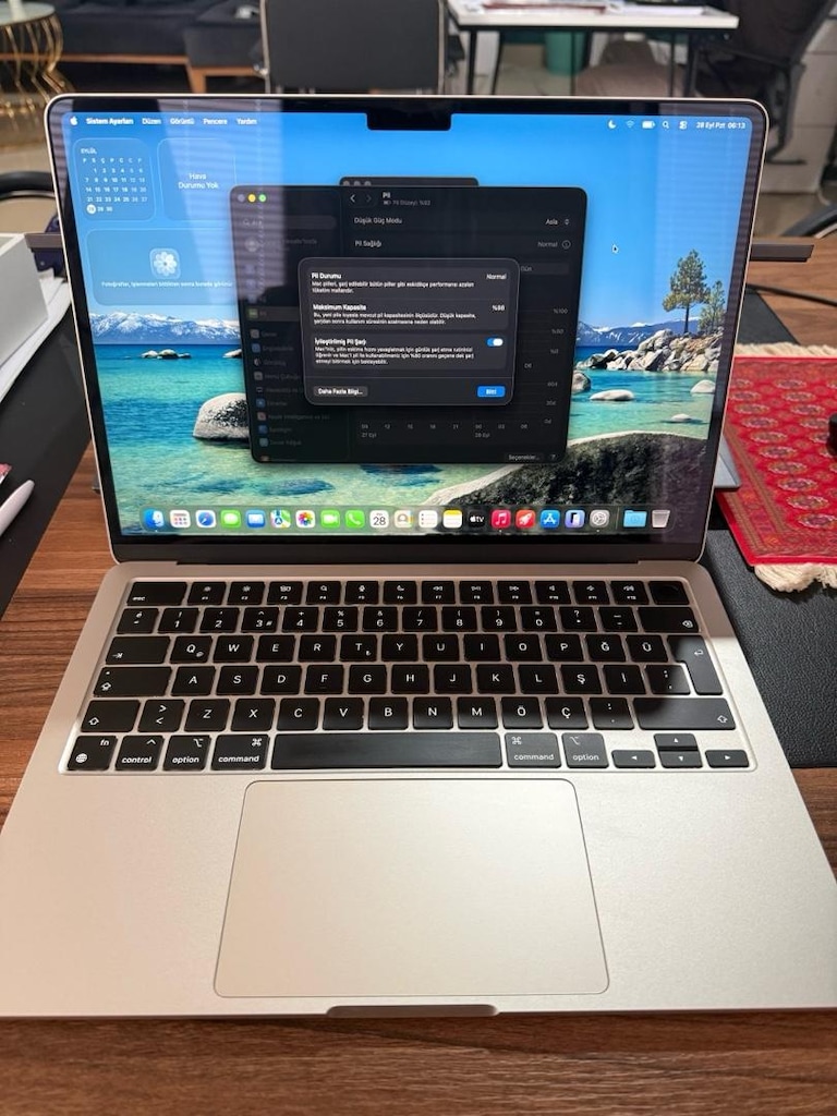MacBook Air m3 - 9