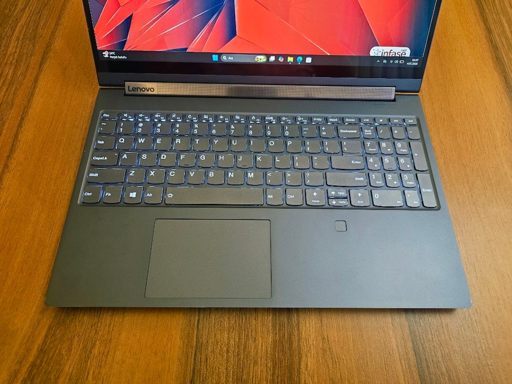 Lenovo Yoga Dokumatik Laptop GTX 1650. - 8
