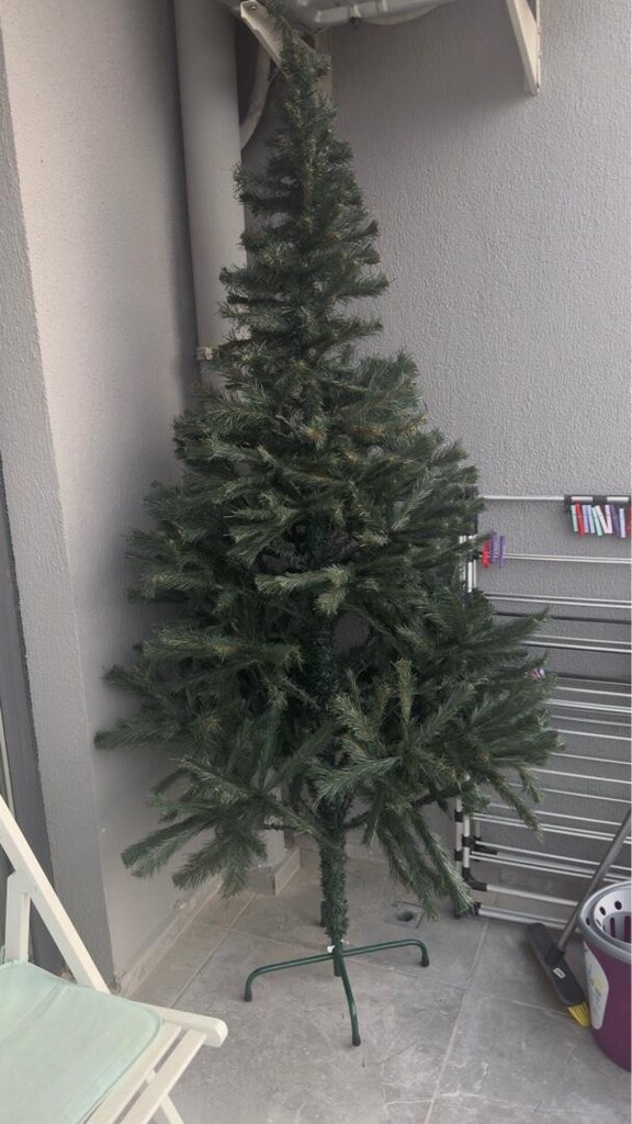 YILBAŞI AĞACI 180 cm (IKEA) EMSALLERİ 3000 - 2