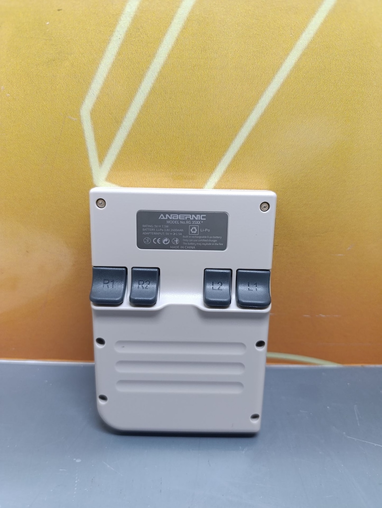 ANBERNIC RG35XX RETRO EL KONSOLU SIFIR ÜRÜN KUTUSUNDA - 4