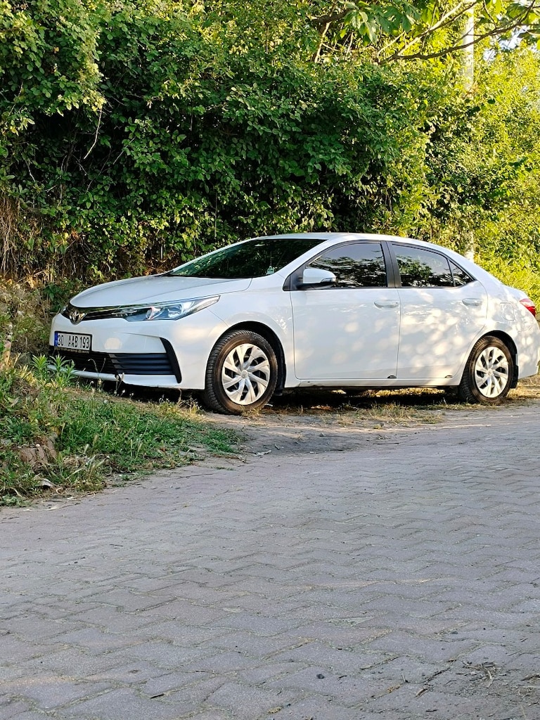 Toyota Corolla life 2017 model - 3