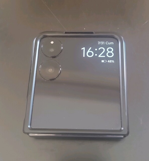 Xiaomi Mix Flip