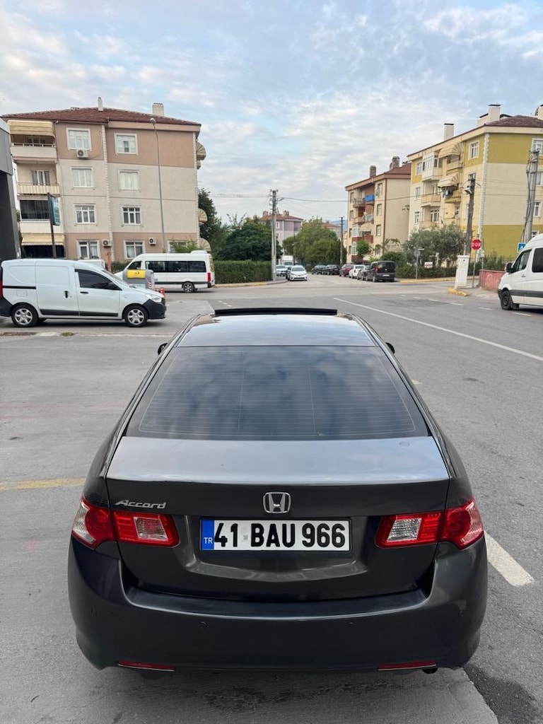 Honda Accort 2.0 Executive - 7