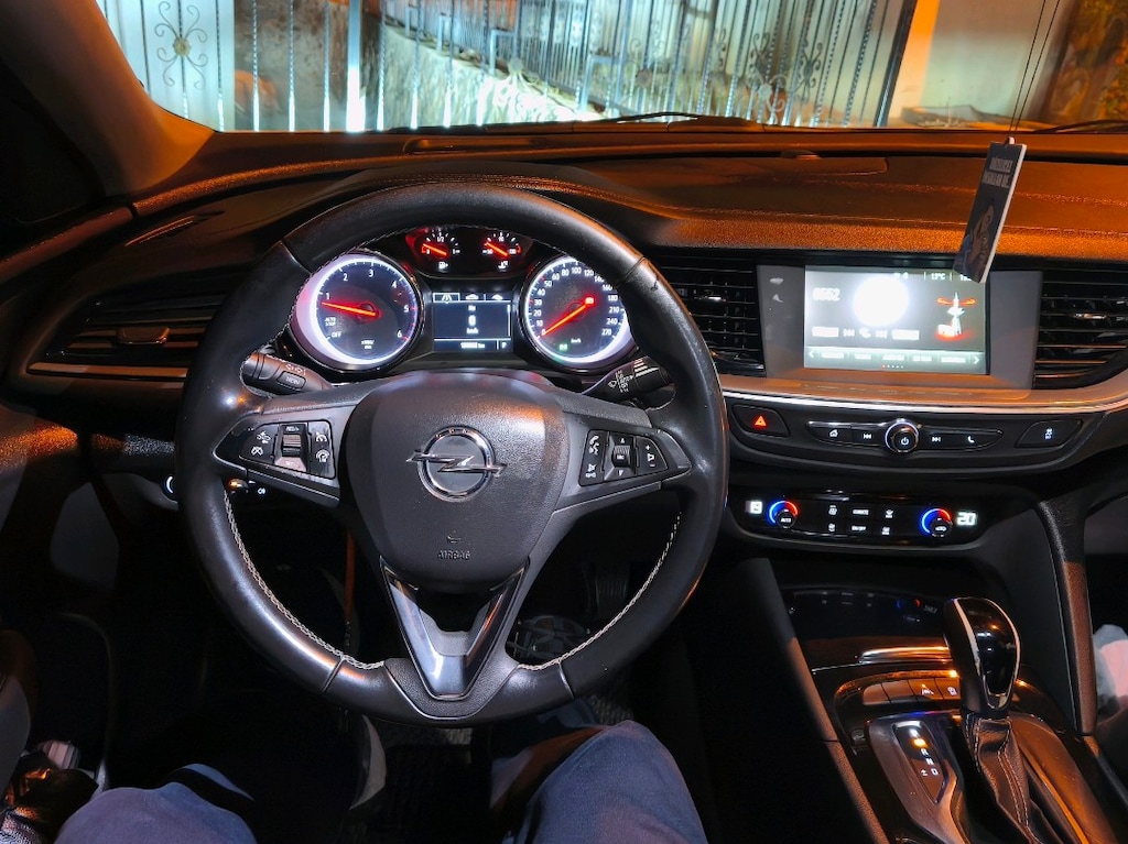DÜŞÜK KM'Lİ BAKIMLI OPEL INSİGNİA - 9