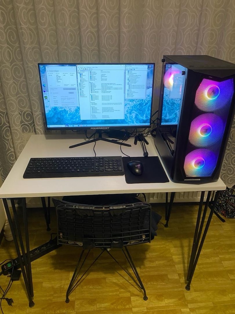 Komple Gamer Pc+monitör+masa herşey - 2