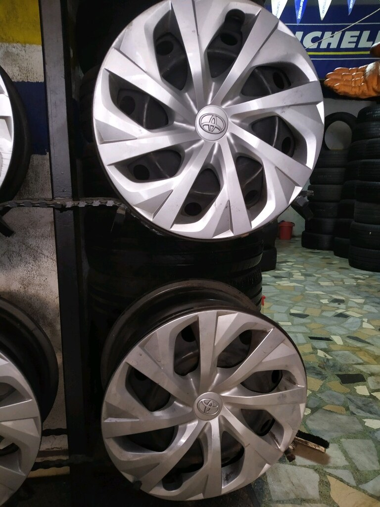 Toyota Corolla Orjinal Jant 16 inç - 3