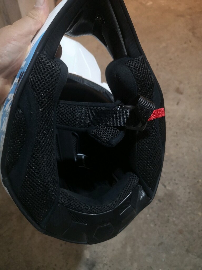 Airoh 6 days cross Kask "Sıfır" - 6