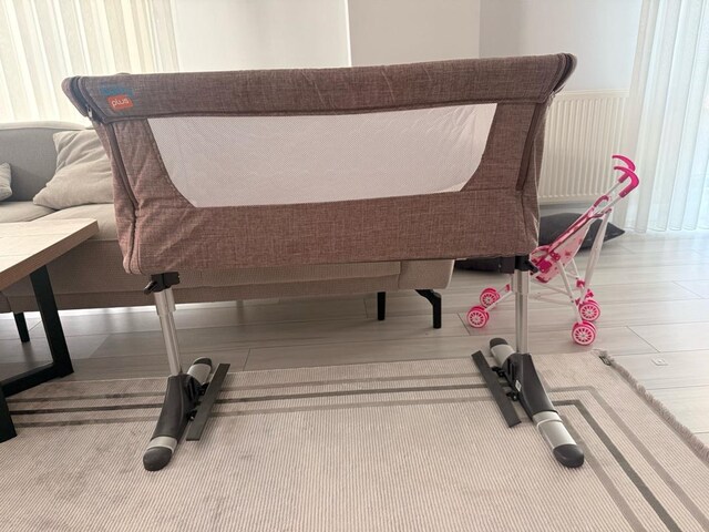 Safe side anne yanı asansörlü ve sallanabilen anne yanı beşik