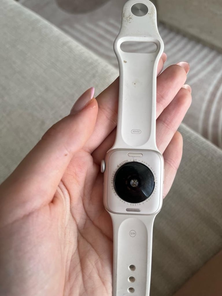 APPLE WATCH SE - 4