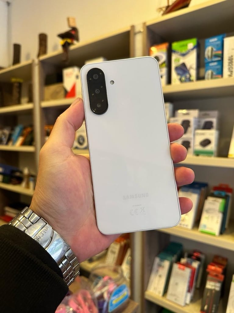 Samsung a26 128 Gb 6 aylık hatasız tertemiz işlemsiz cihaz - 3