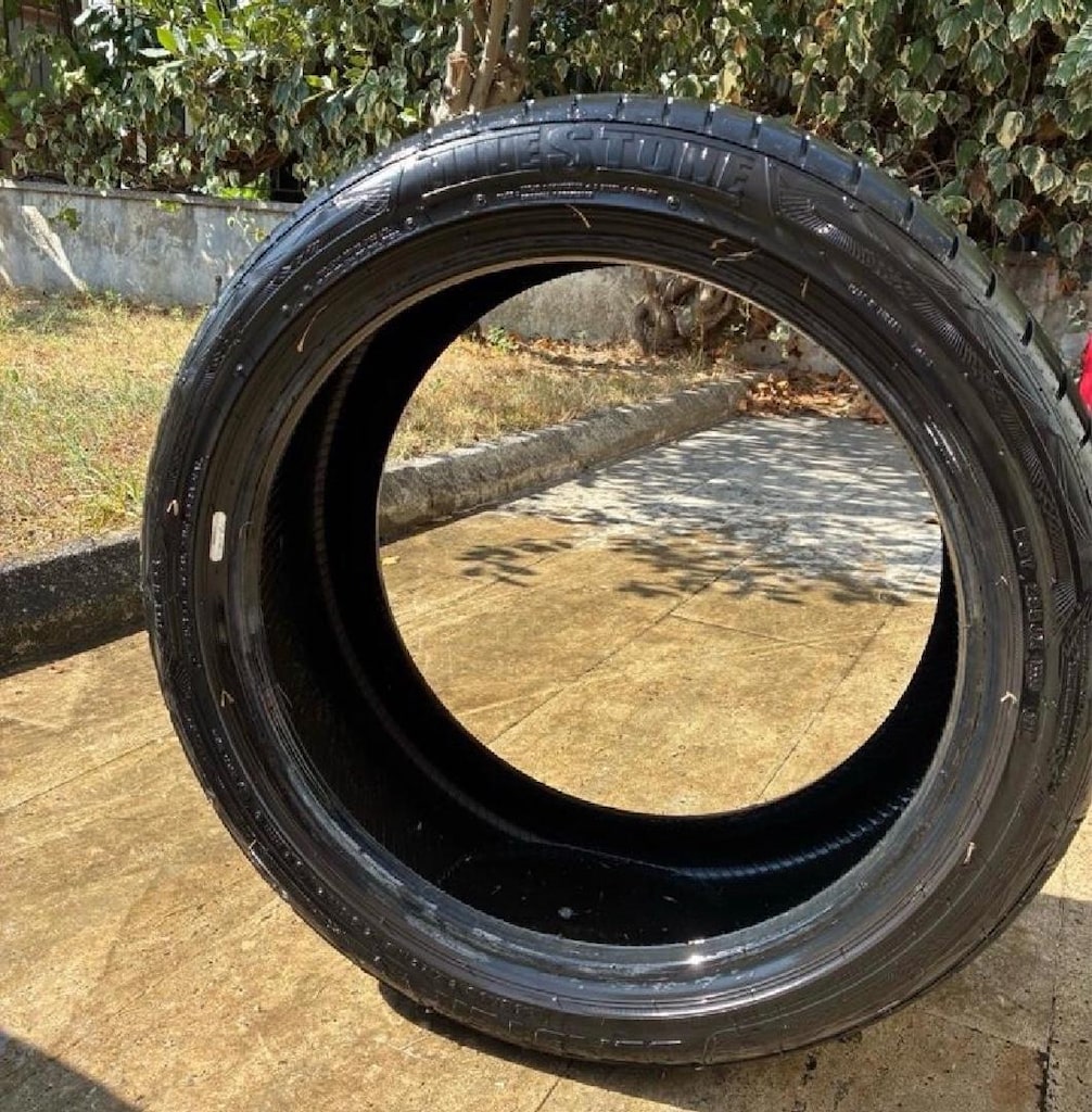 Milestone 215/40/18