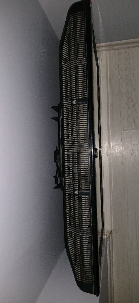 32 inc tv - 2