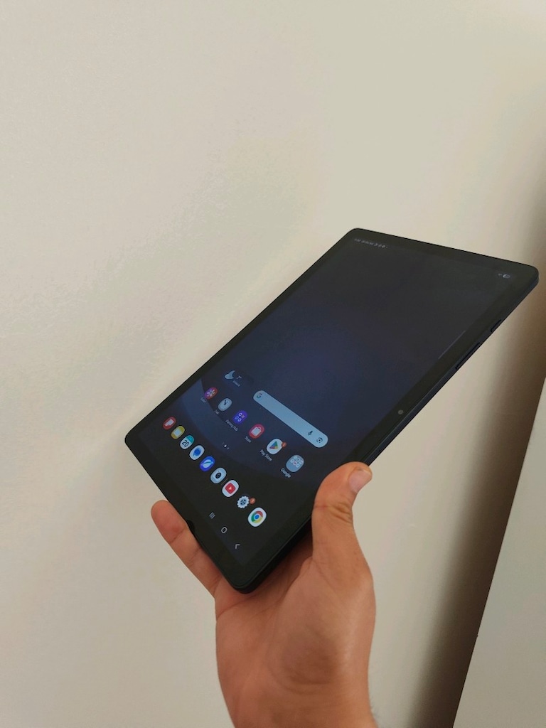 SAMSUNG TAB A9 PLUS 64 GB - 4