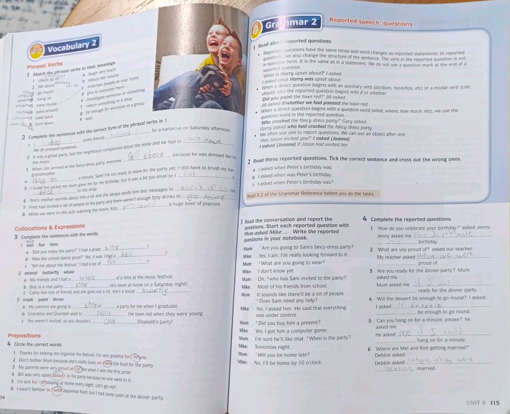 English Download students Book A2 - 7