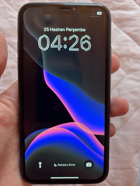 iPhone 11 128 GB Siyah