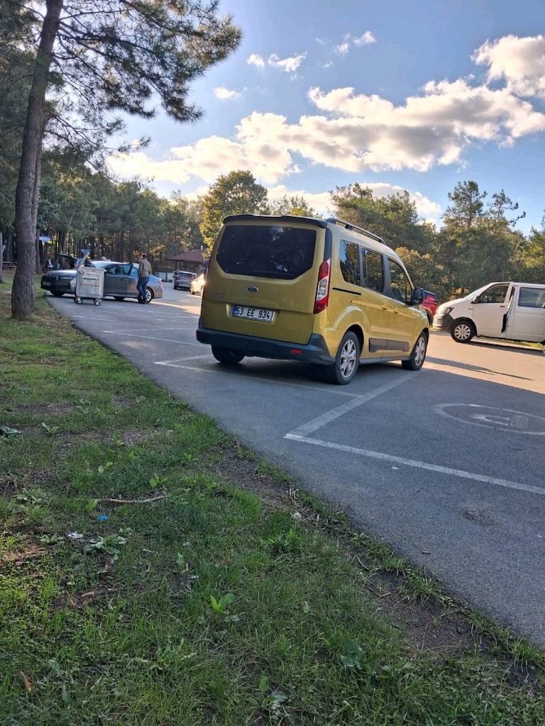 2014 tourneo connect 147 binde degisensiz hasarsız - 14