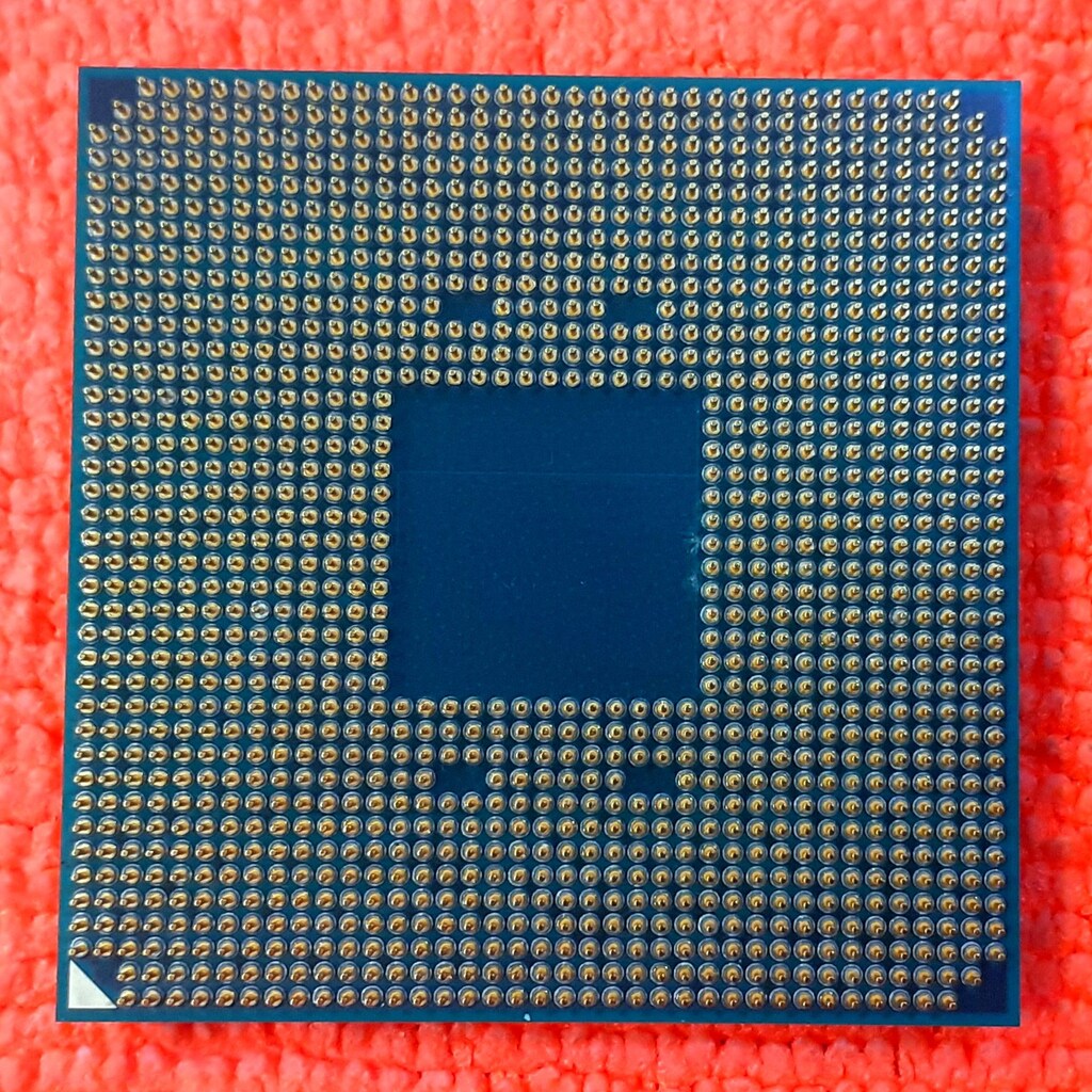 AMD Ryzen 5 3500X (Altı Çekirdek) 3.60 GHz. İşlemci - 4