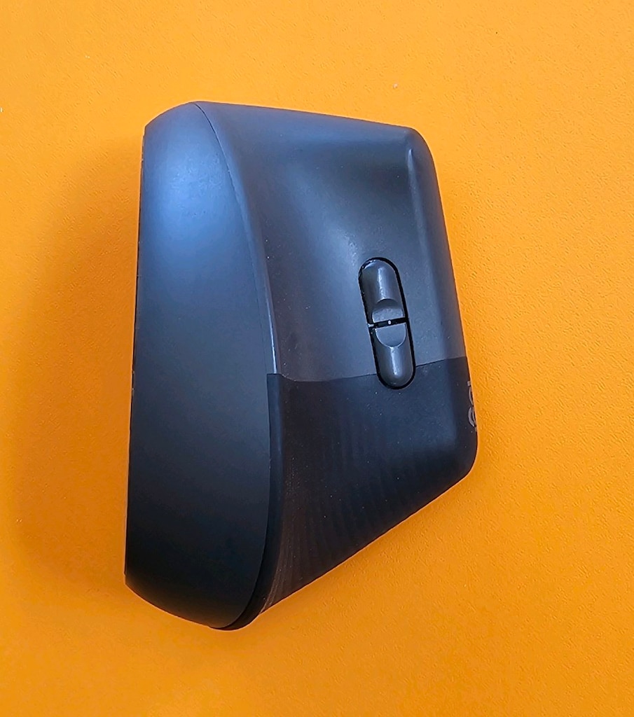 LOGİTECH LİFT ERGONOMİKSESSİZ DİKEY MOUSE - 4
