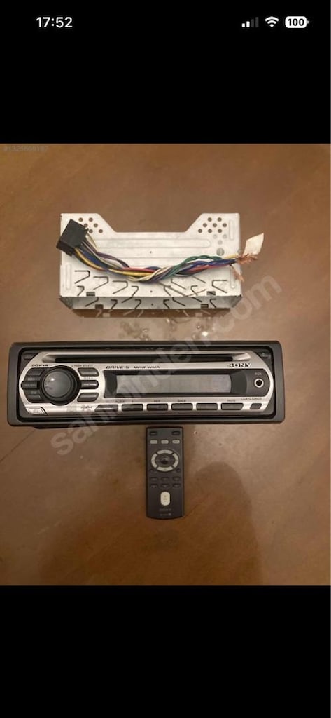 Sony cd-aux radyo çalar kumandalı