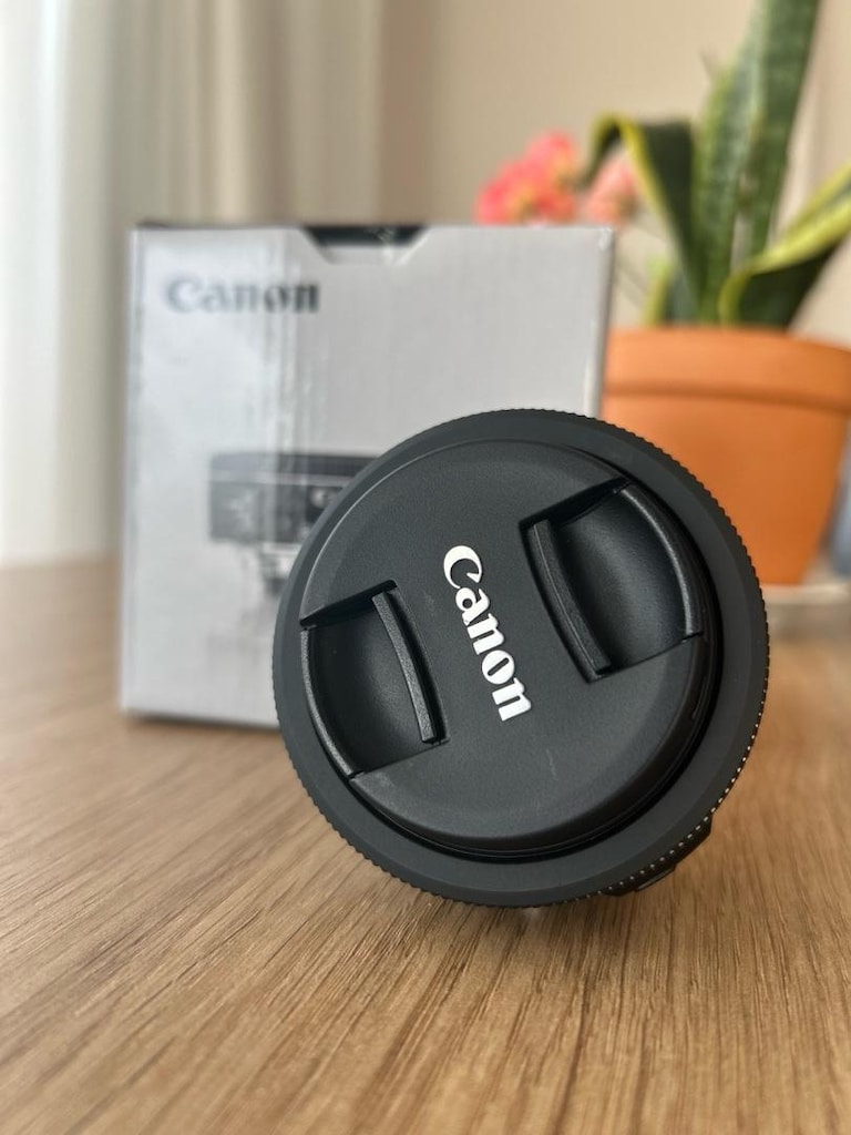 Canon EF-S 24 mm Lens F/2.8 STM - 5