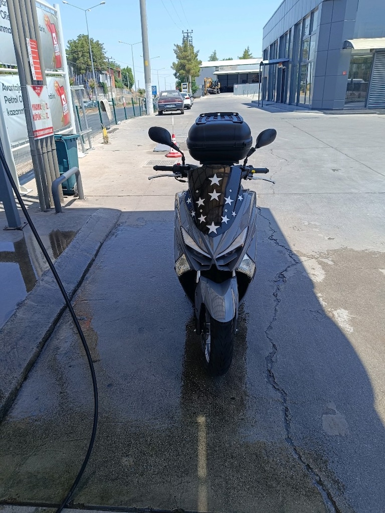 Revolt RSX5 150 CC. 2025 Model. 6025 Km de. - 5