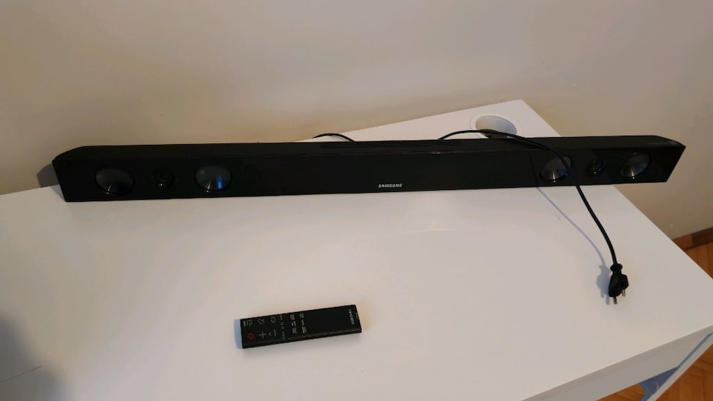 Samsung Soundbar Bluetooth / wireless subwoofer
