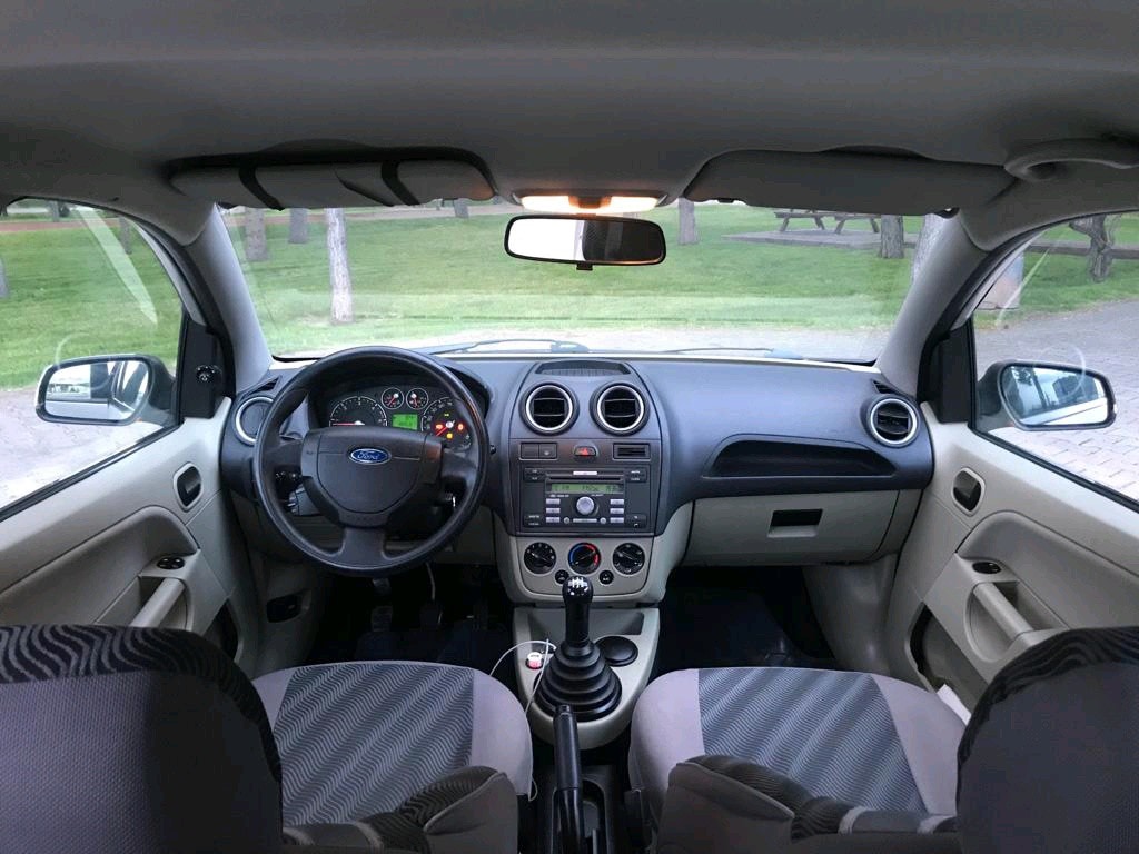 Ford Fiesta 2008 - 6