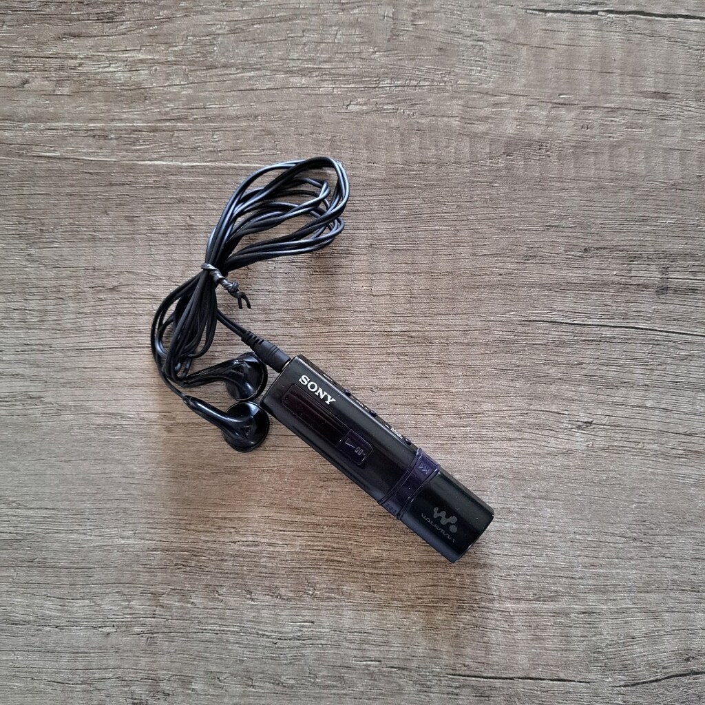 2Adet Sony Mp3 player - 4