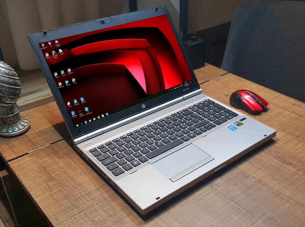 i7 (vPro) işlemci HP Metal kasa - Sıfır Yeni Pil - 8gb RAM - SSD Disk - 2