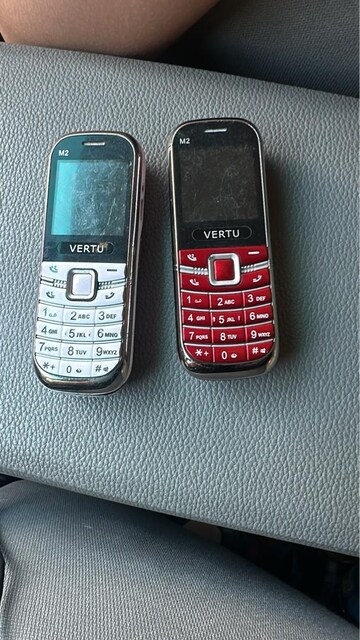 Orijinal Vertu M2 satılıktır.