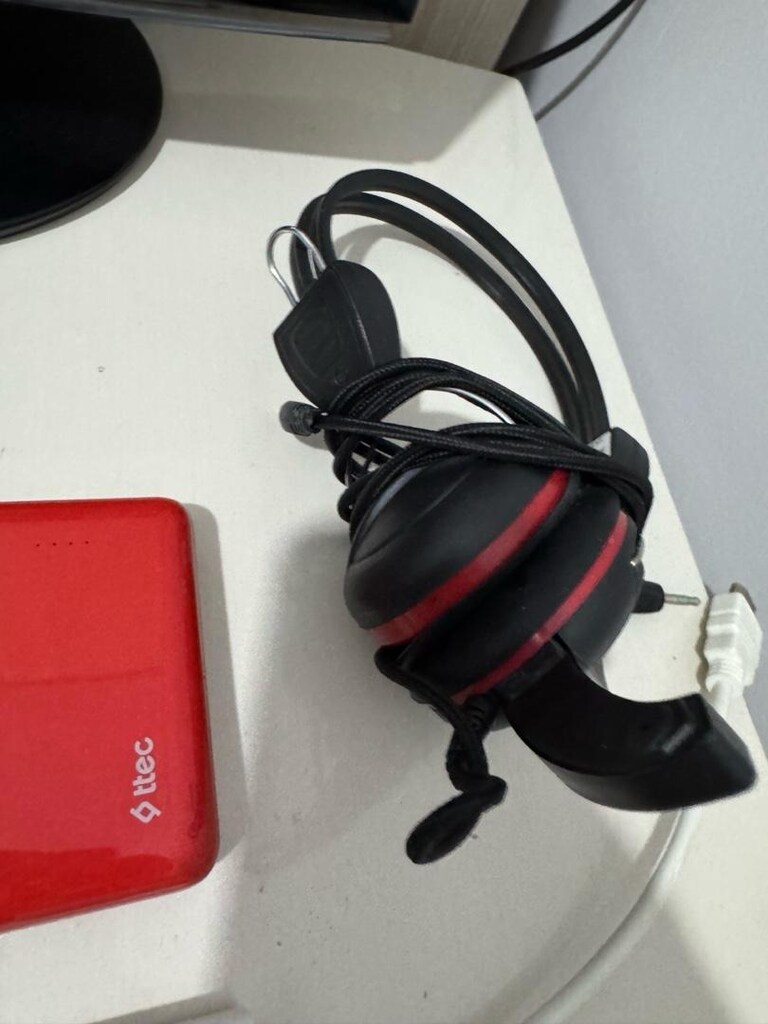 Toplu satılık monitör 2adet ram kulaklık Powerbank vga hdmı dönüştürüc - 5