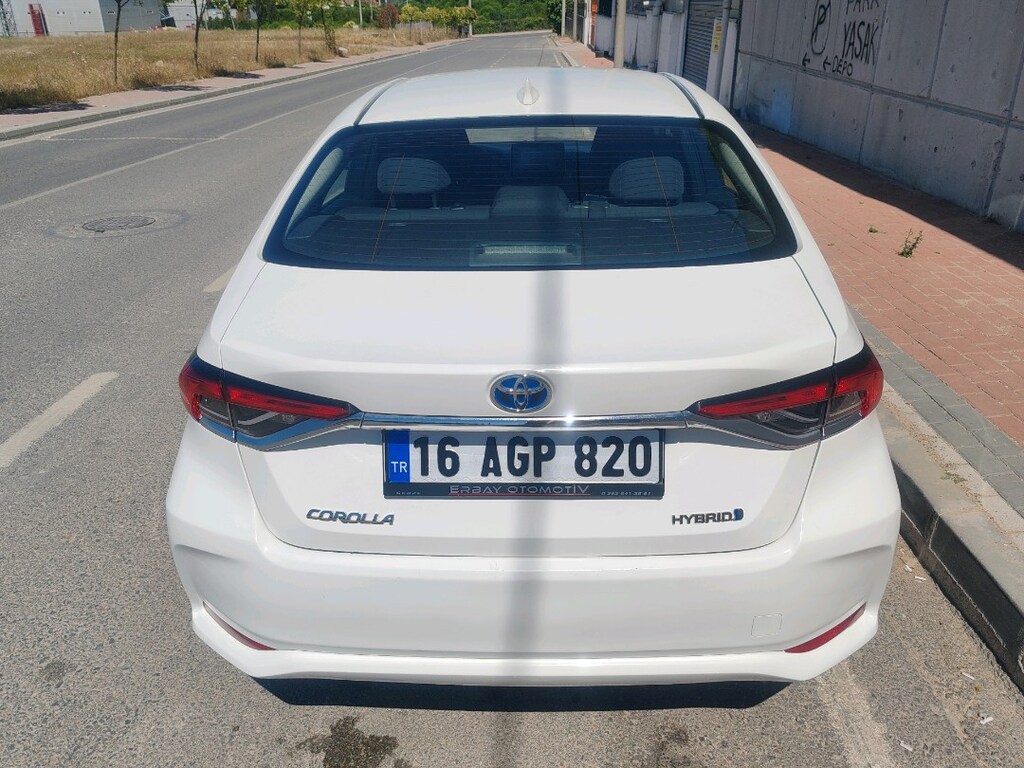 Hybrid Toyota Corolla 1.8 - 3