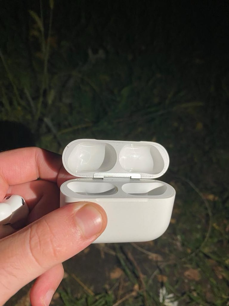 Airpods Pro 3 - 4